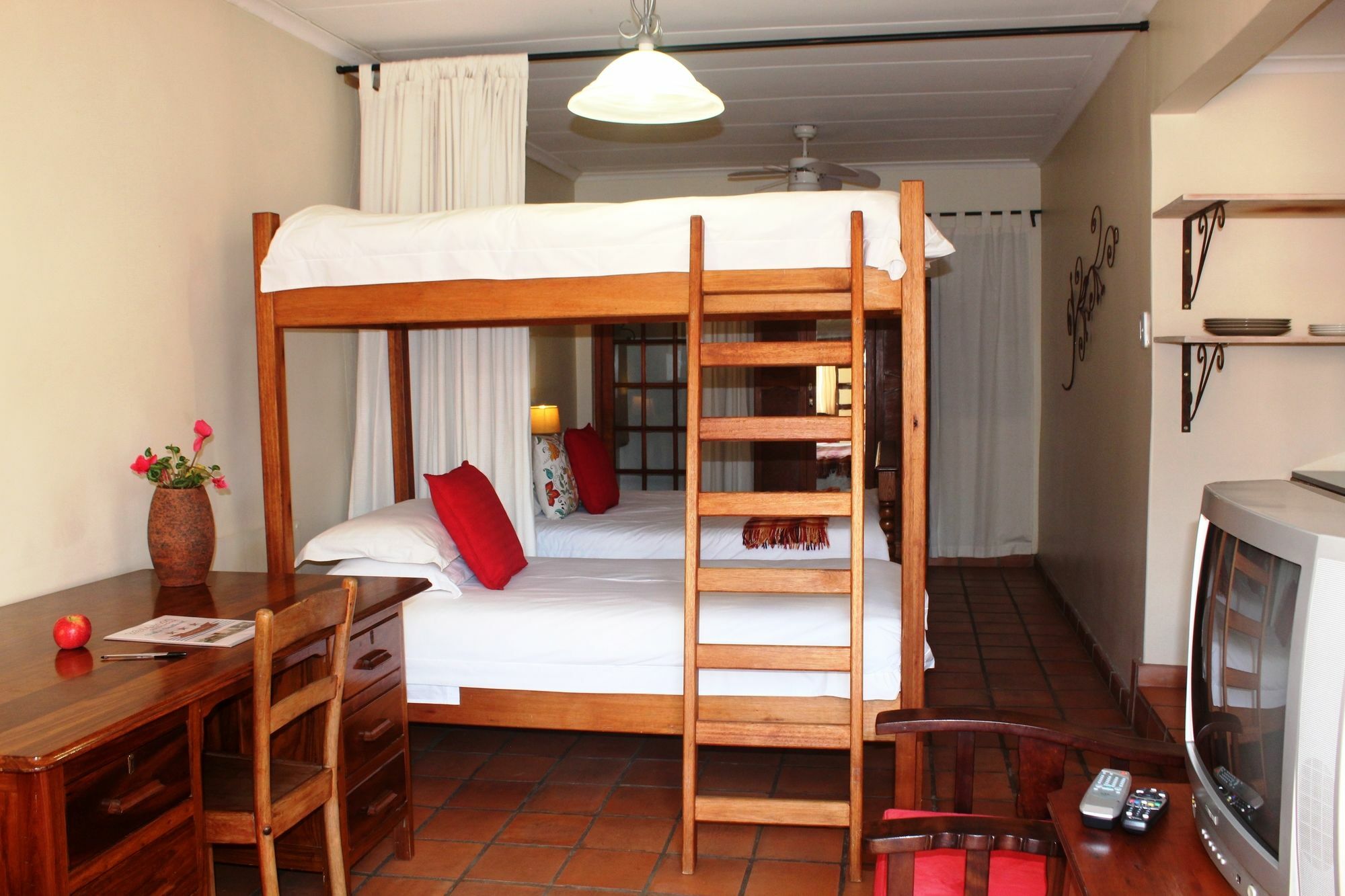 3@Marion Guest House Pretoria-Noord Exteriör bild